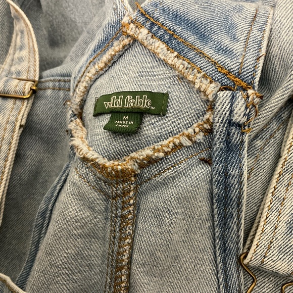 Wild Fable Target Denim Distrssed Oversized Overalls, size M - Picture 13 of 13